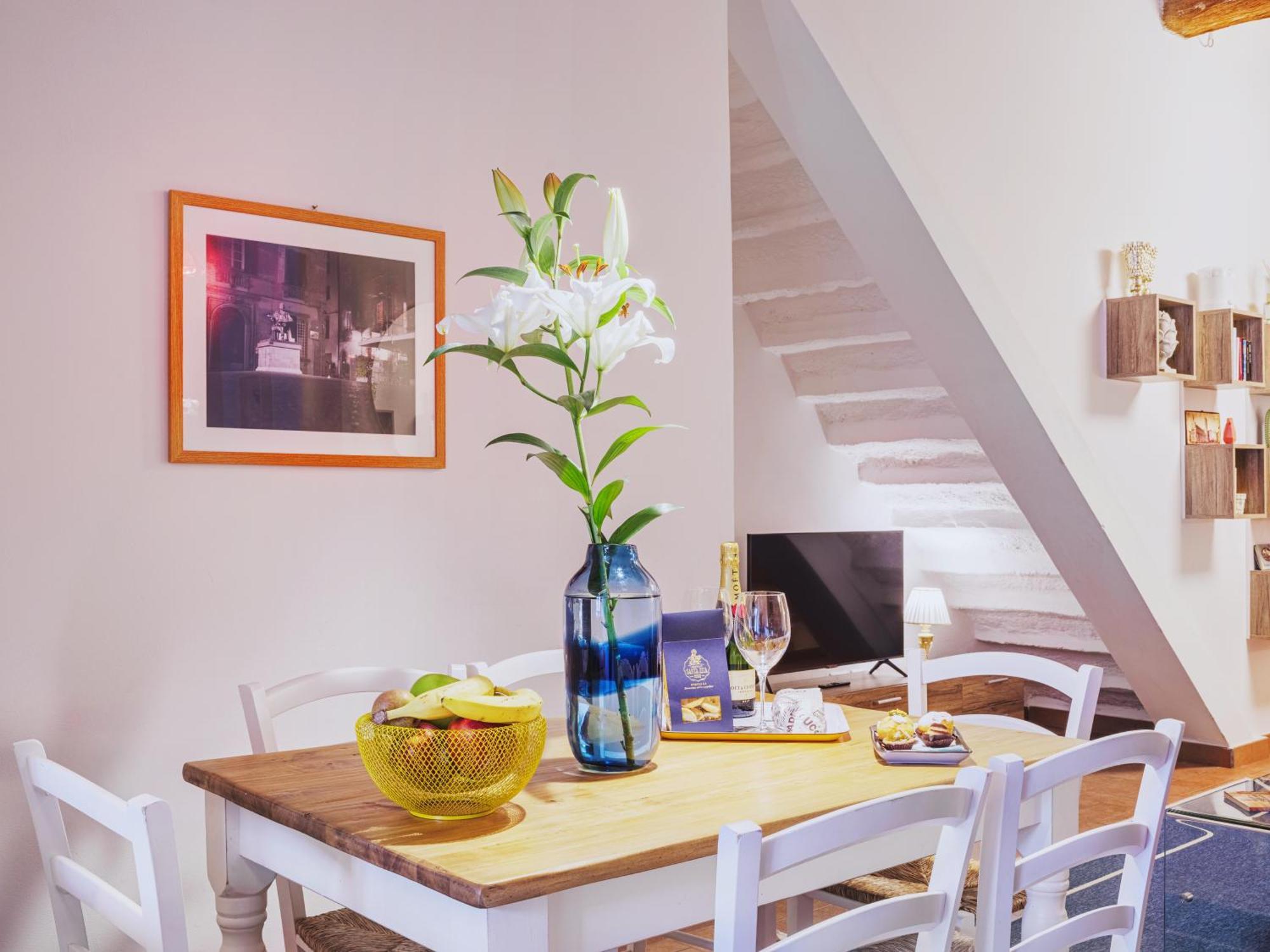 Michael'S Home - Cozy Apartment In The Heart Of Lucca Exterior photo